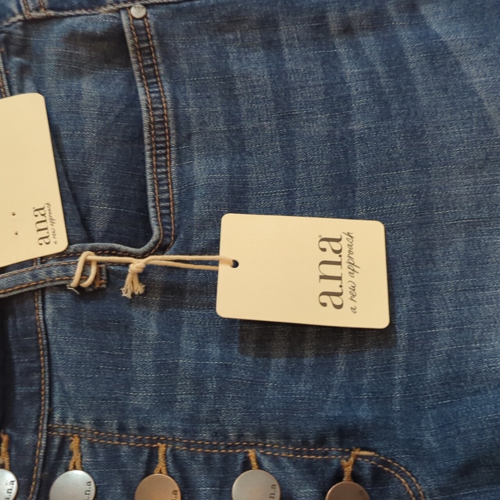 NWT a.n.a Dark Blue Jean Shorts with Button Fly size 14 - Picture 8 of 12